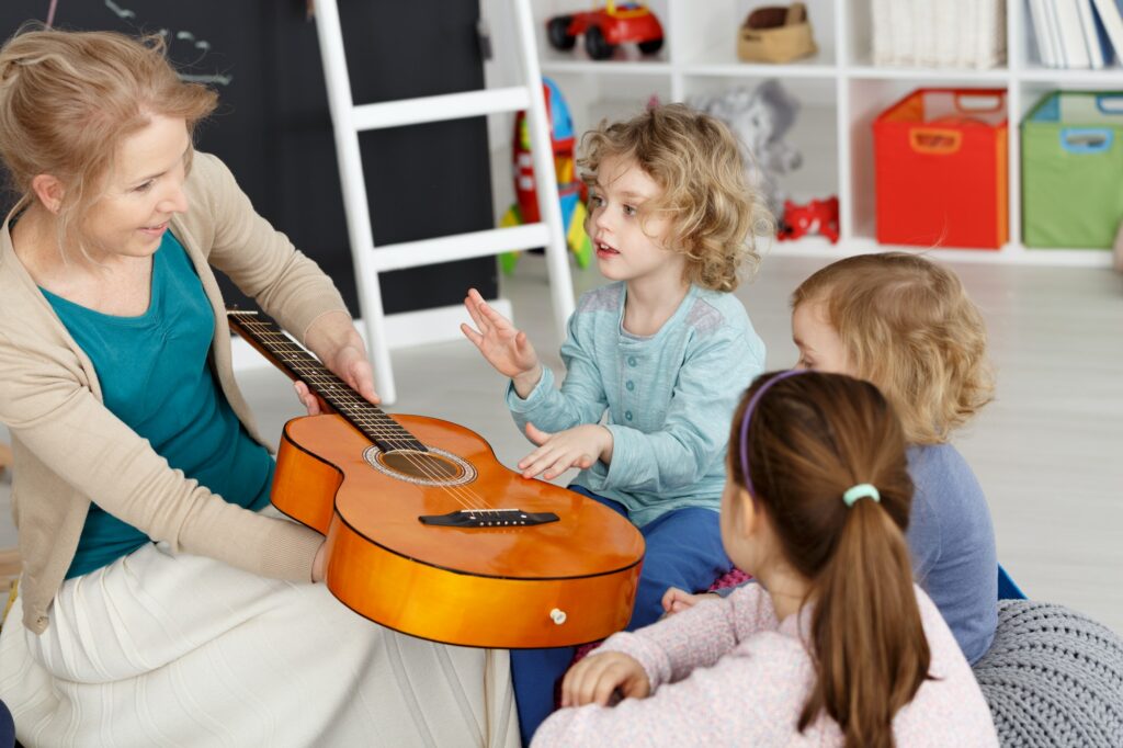 Music lesson with kids